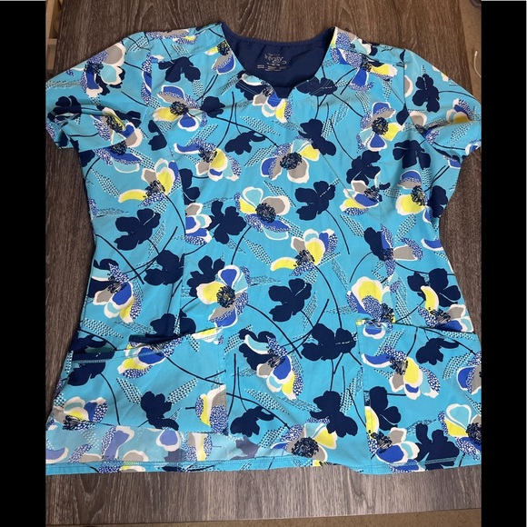 SCRUBS, Scrub top, Cherokee Infinity Stretch SZ Large, Blue Floral - Picture 15 of 16